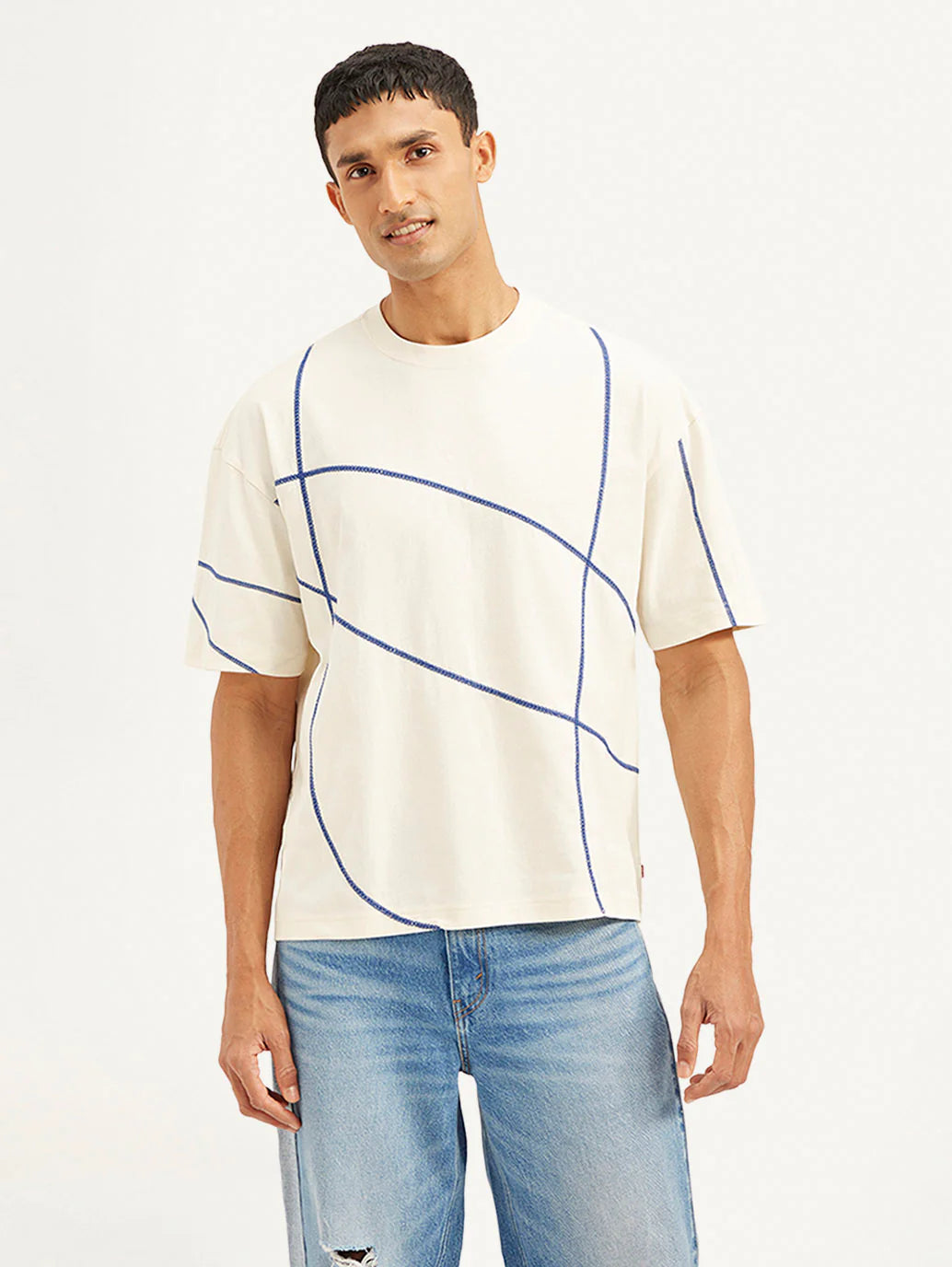 Relaxed Fit Men’s T-Shirt with Geometric Patterns for Casual Wear