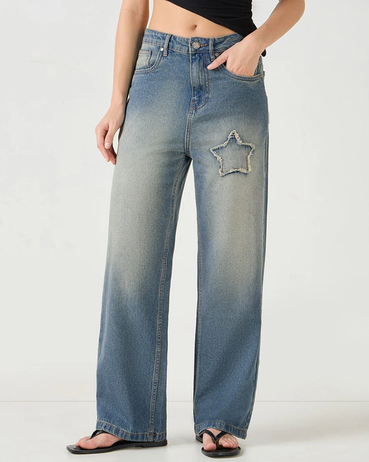 Rugged Yet Stylish Women’s Blue Washed Straight Fit Distressed Denim Perfect for Work and Play