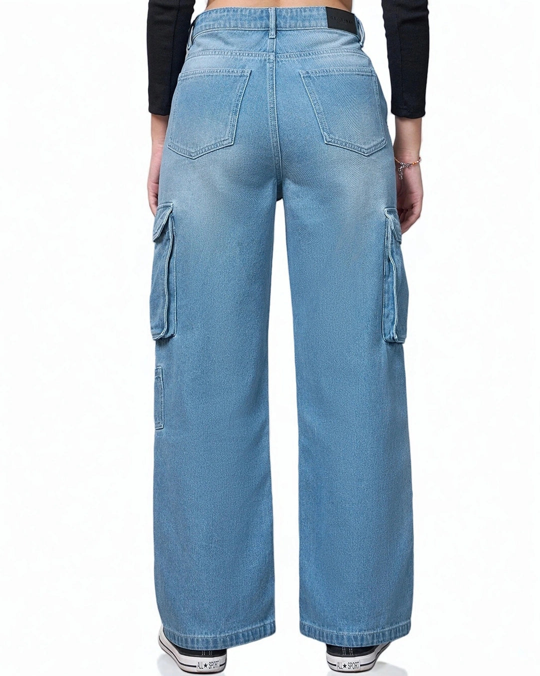 Women’s Washed Blue Cargo Jeans with Streetwear Style